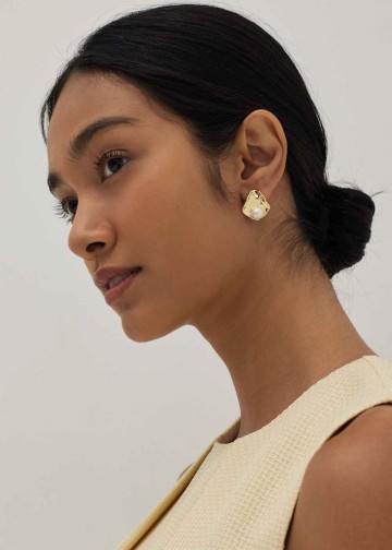 Frederica Molten Metal Pearl Earrings