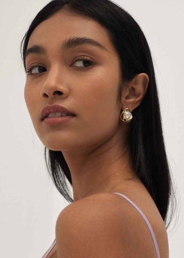 Lina Geometric Gold Pearl Earrings