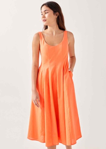 Roselle Low Back Panelled Maxi Dress